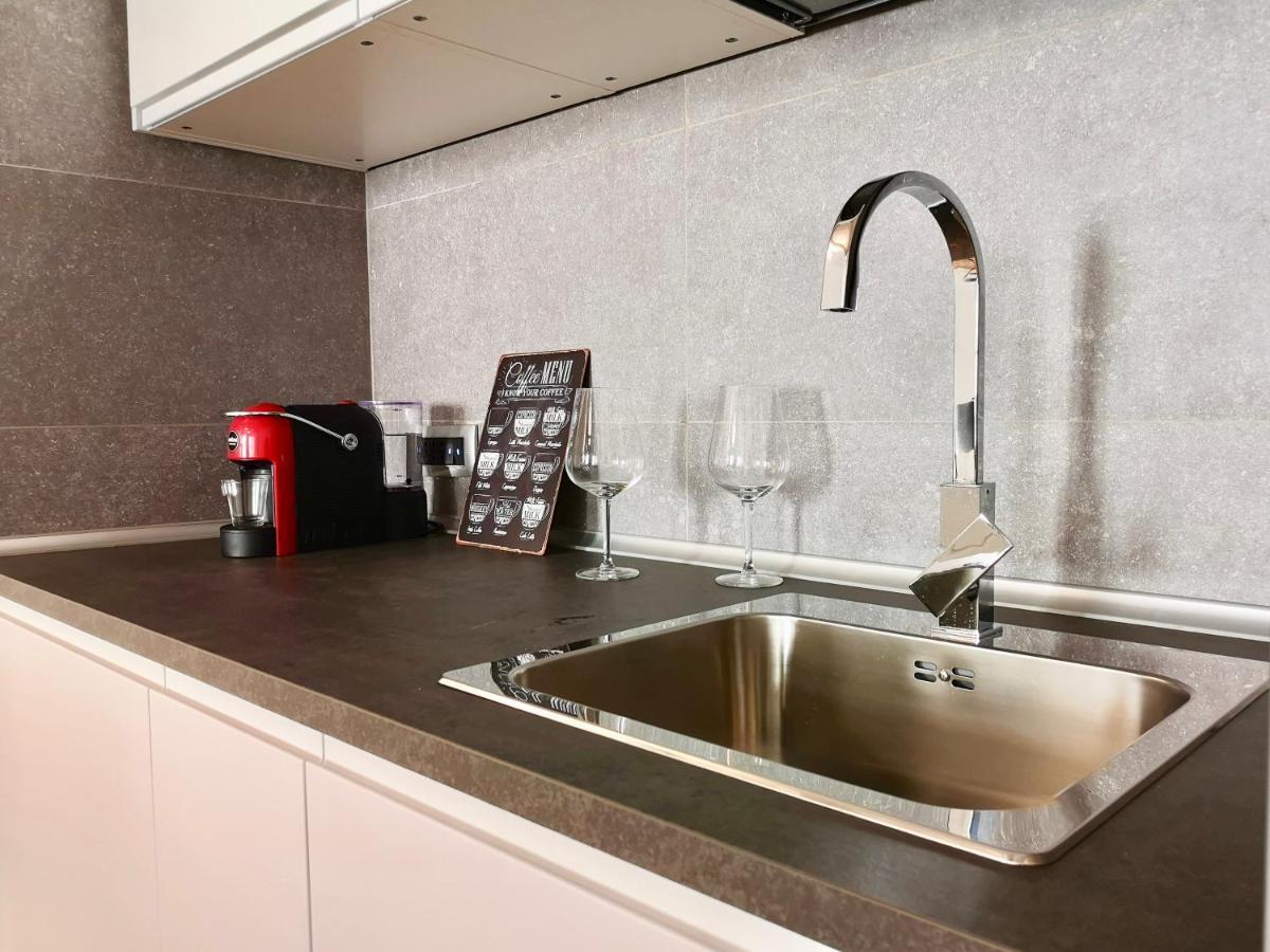 Nel Cuore Del Centro Storico Con Comfort E Stile Apartment Iglesias Bagian luar foto