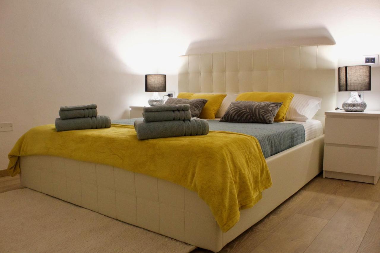 Nel Cuore Del Centro Storico Con Comfort E Stile Apartment Iglesias Bagian luar foto